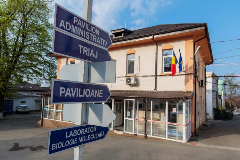 Investiții în diagnostic: laboratorul de microbiologie al Spitalului de Boli Infecțioase din Iași va fi dotat cu echipamente noi