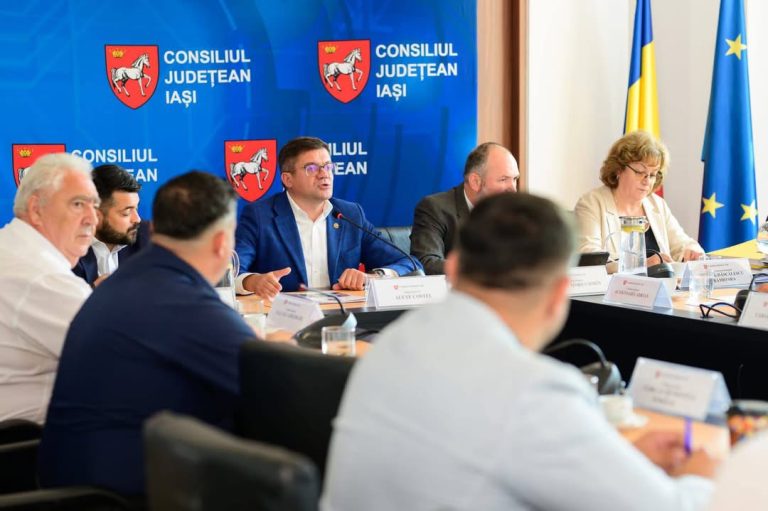 Cristian Mungiu, Cetățean de Onoare al Județului Iași. Consiliul Județean investește milioane în sănătate și sprijină comunitățile din Republica Moldova